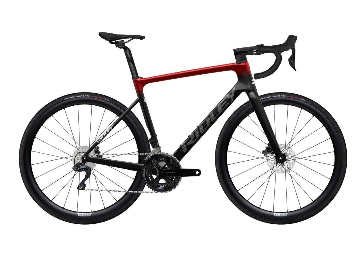 Falcn dura-ace custom gelakt